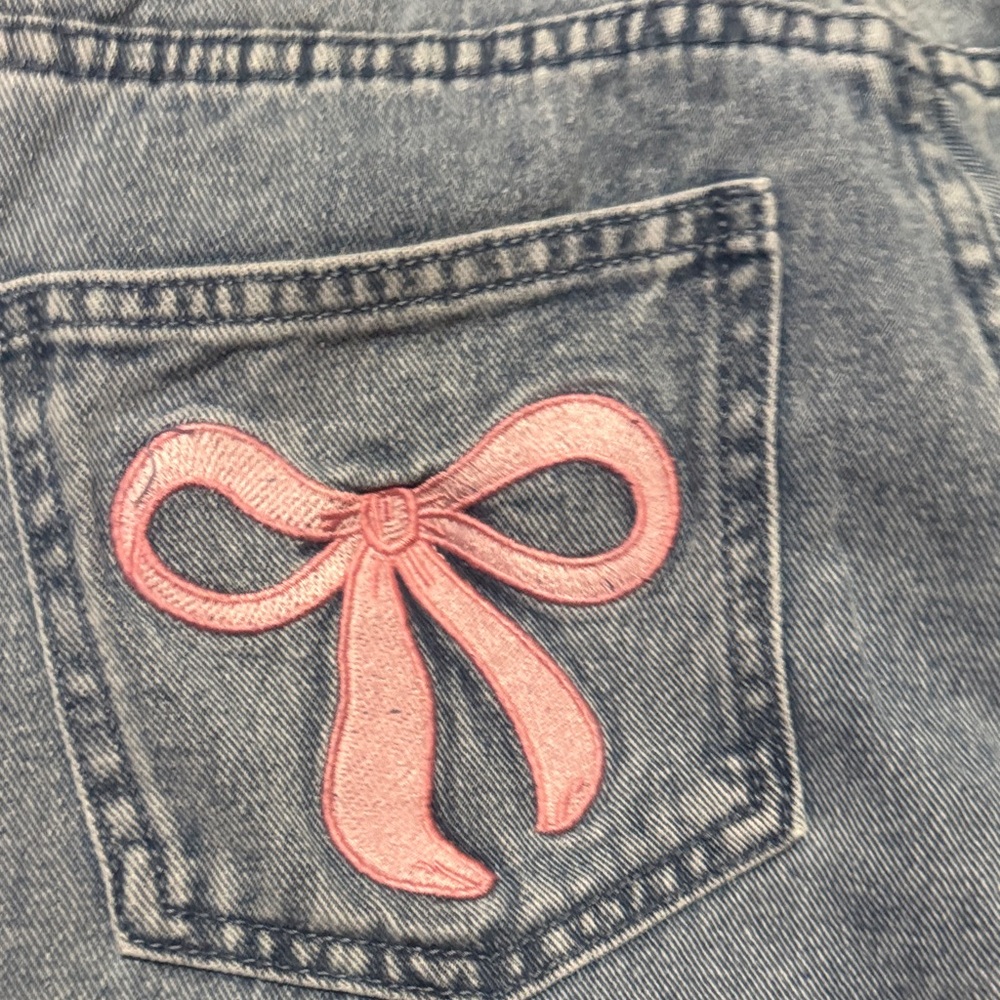 Stylish Blue Jeans with Pink Bow Detail - Picture 10 of 10